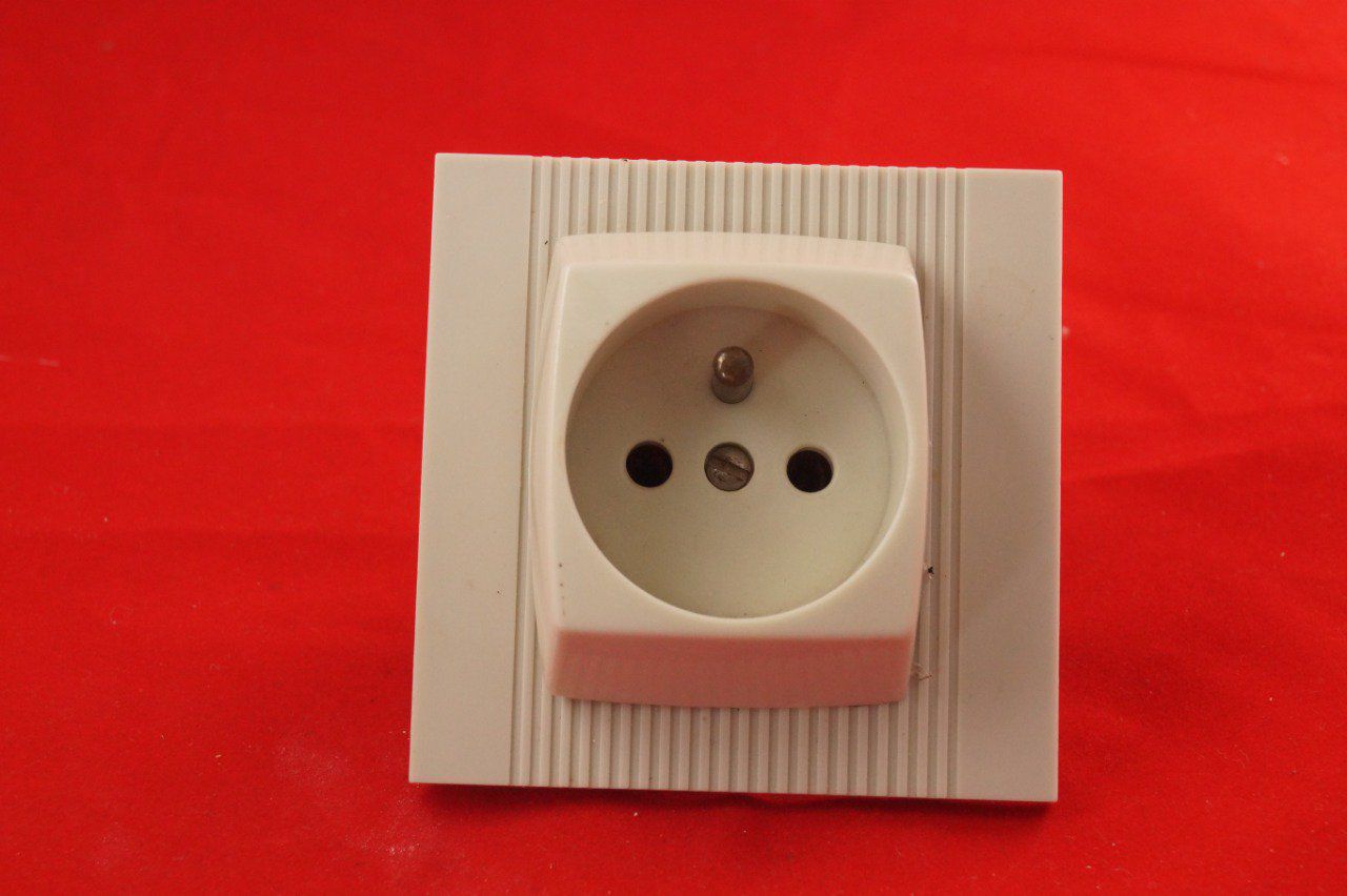 Lot de 2 interrupteurs simples Chambord de chez Legrand