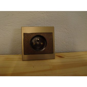 Prise Niko Code - MRE  010