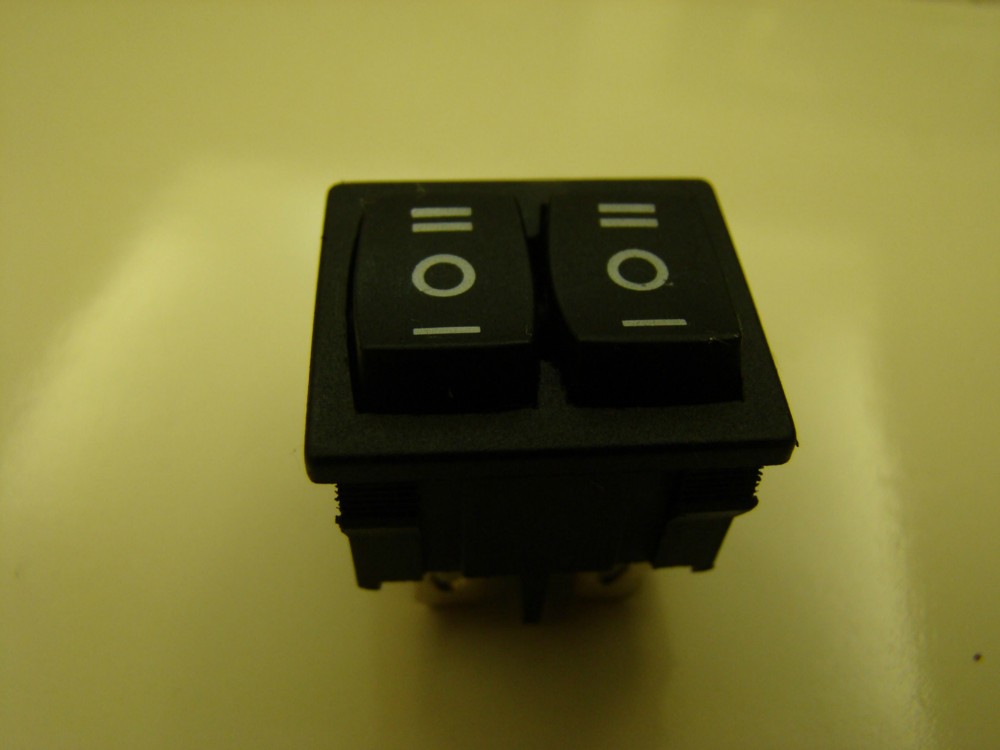 Interrupteur multi-fonctions - Code IB 011 