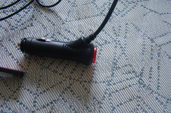 Ensemble led commandé par bouton poussoir