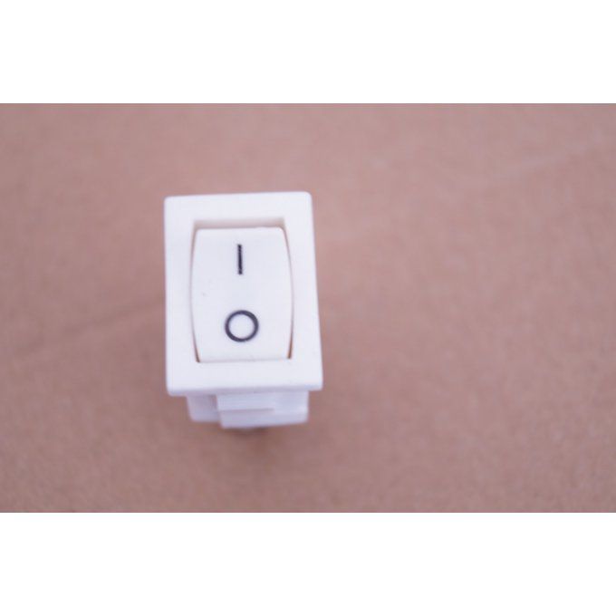 Inter a bascule blanc